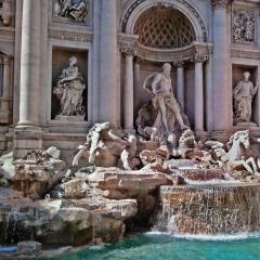 Trevi Fountain - the uncrowned king of Roman fountains